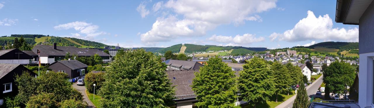 Fewo Penthaus-Blick Виллинген Экстерьер фото