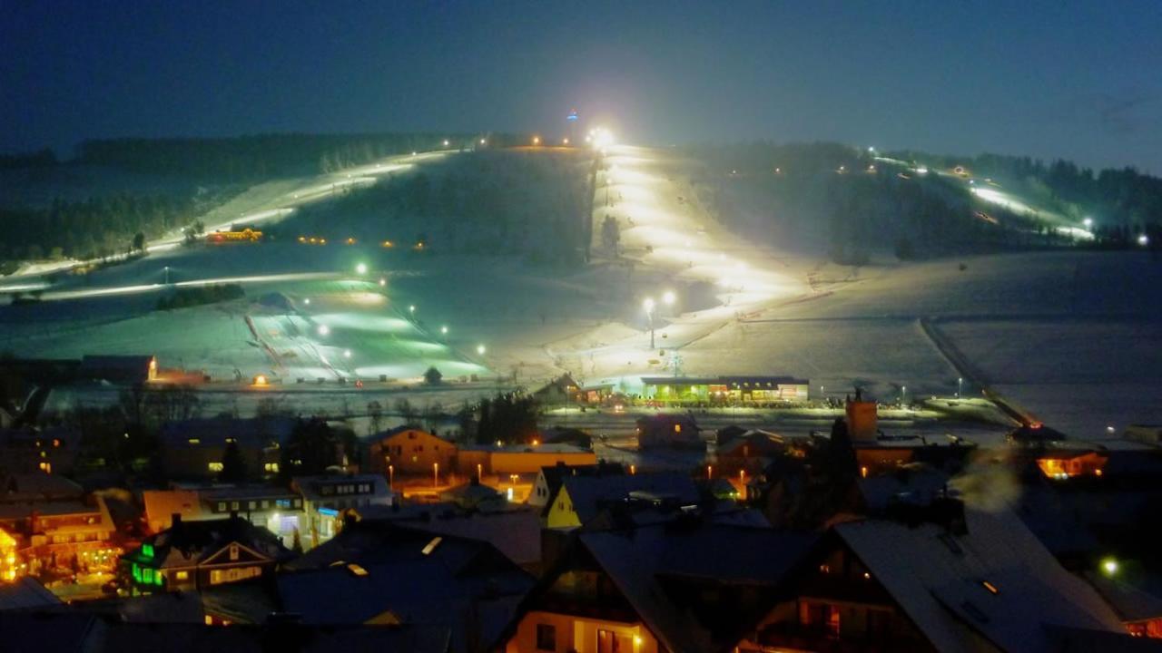Fewo Penthaus-Blick Виллинген Экстерьер фото